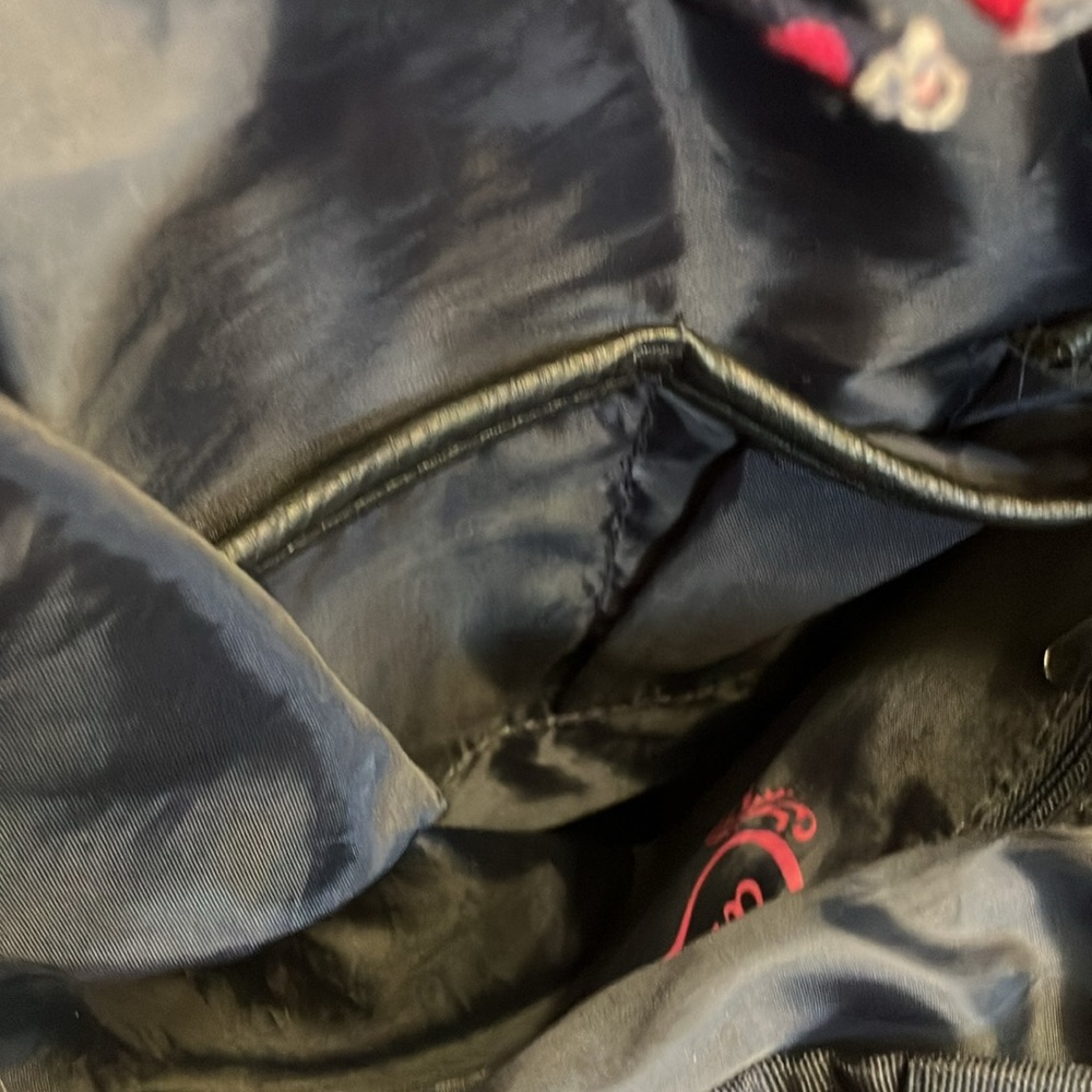 CANDIES. NAVY & PINK BACKPACK. POCKETS ON SIDE. VERY CLEAN. GOOD FOR TRAVEL. EUC - Picture 12 of 14